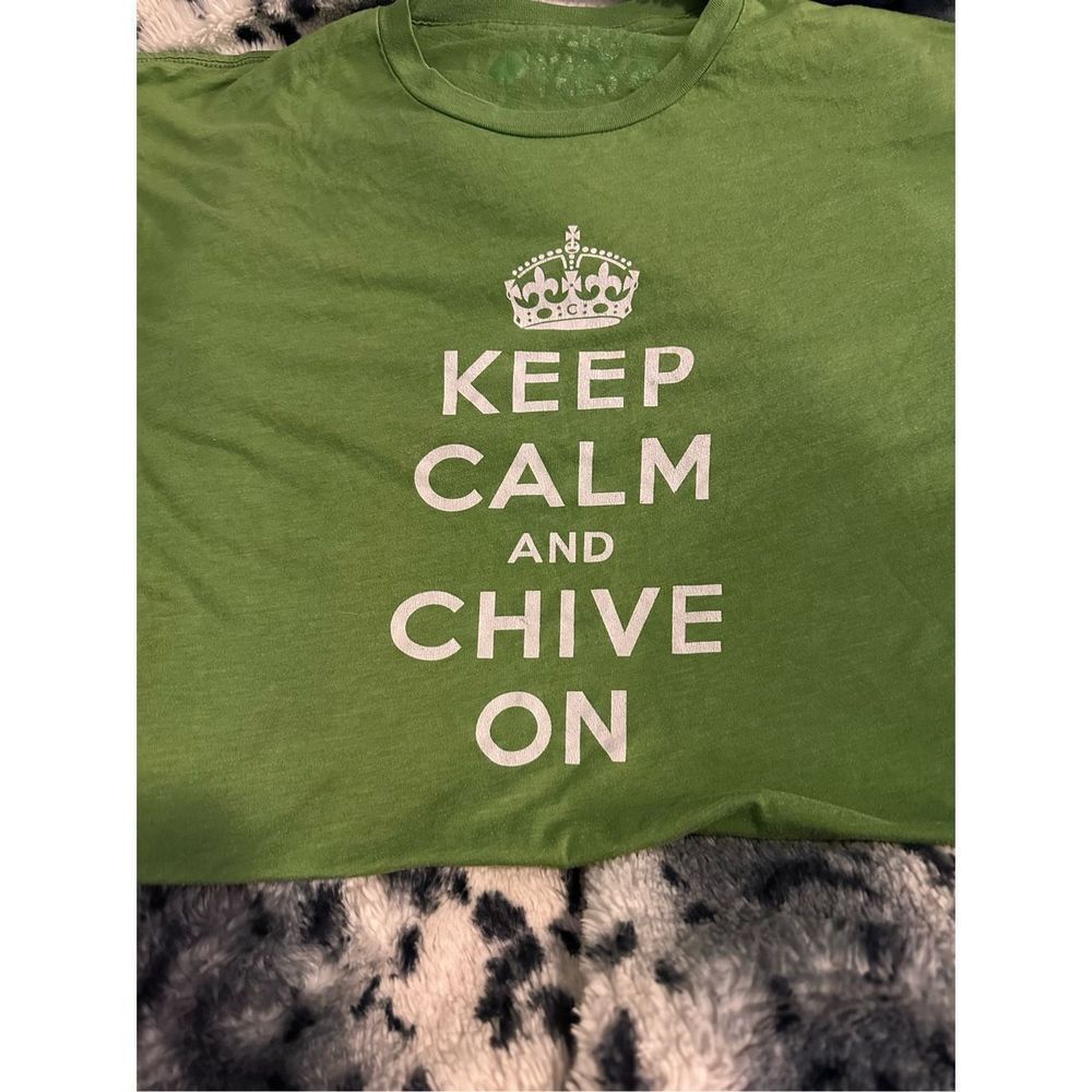 The Chive - Keep Calm and Chive On - Size Large - Green